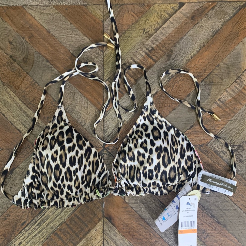 Tommy Bahama reversible bikini top size small . NWT .